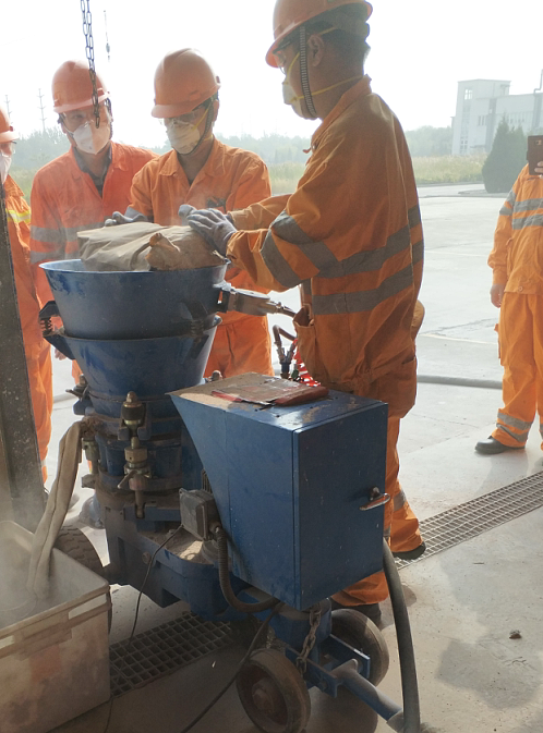refractory gunning machine